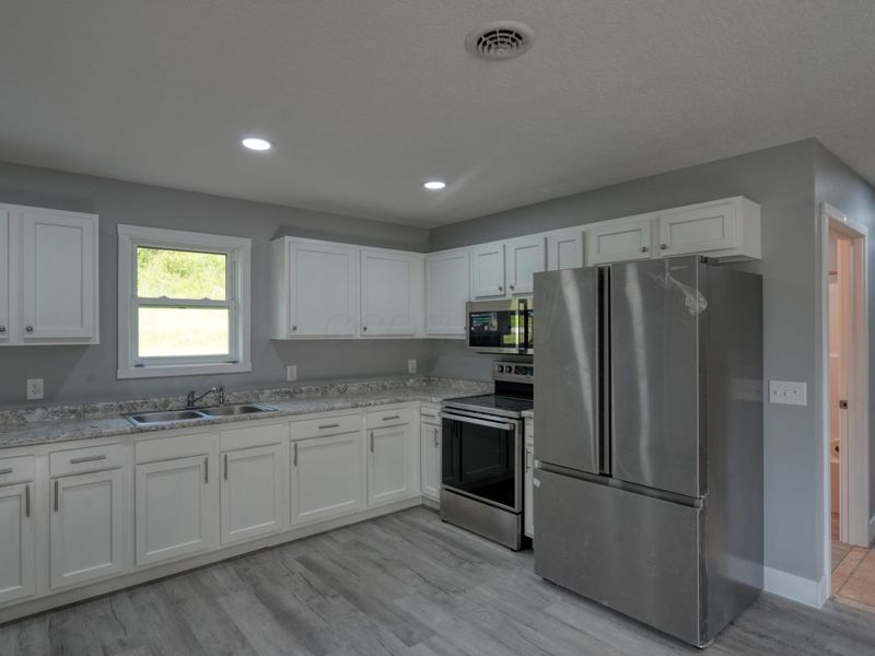 3899 Mayfair Lane , Unit A, Cambridge, OH 43725 Photo 10