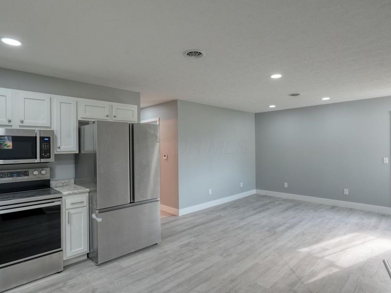 3899 Mayfair Lane , Unit A, Cambridge, OH 43725 Photo 9