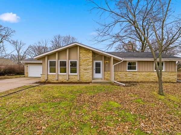 2504 N 112th STREET, Wauwatosa, WI 53226