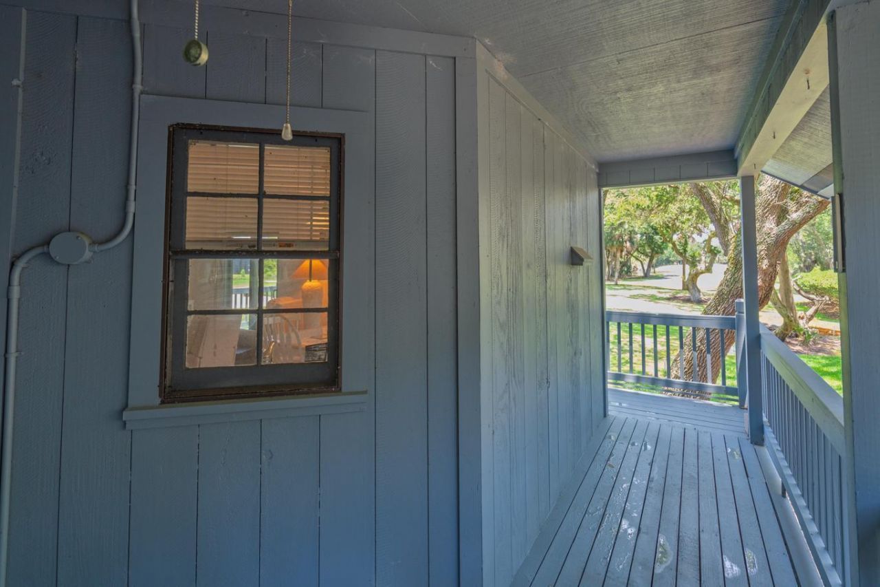 210 Sea Cloud Circle Photo 17