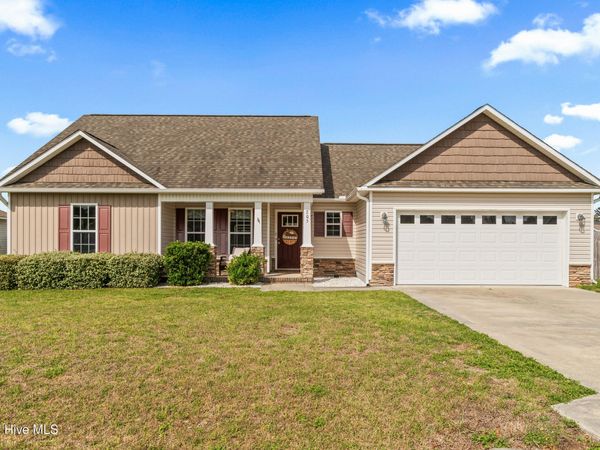 205 Long Neck Drive , Richlands, NC 28574
