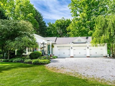 3522 Lovers Lane, Ravenna, OH 44266