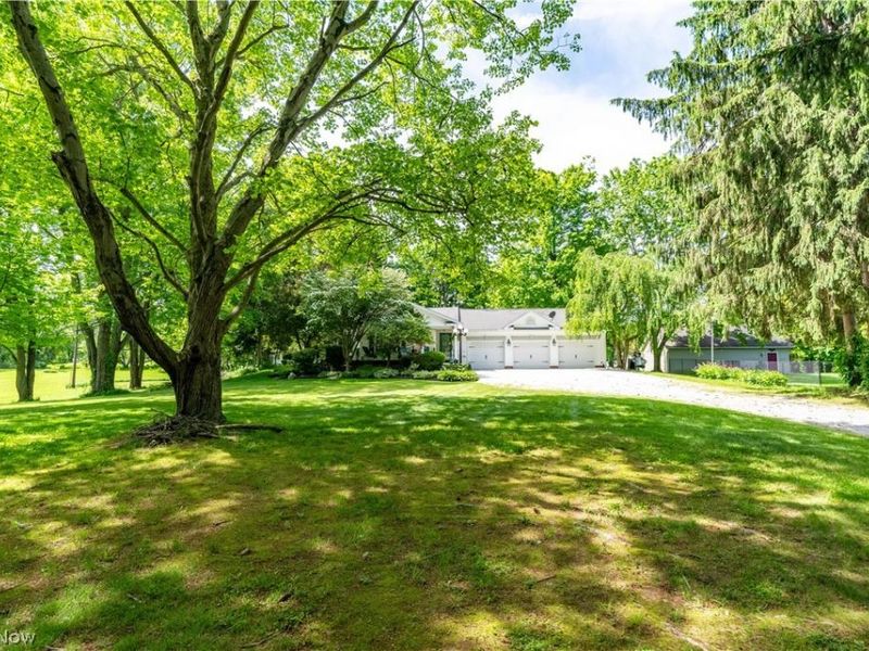 3522 Lovers Lane , Ravenna, OH 44266 Photo 2