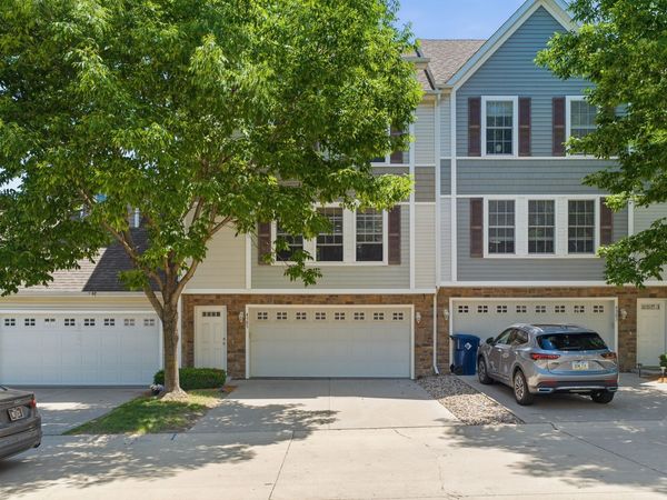 4305 154th Street , Urbandale, IA 50323