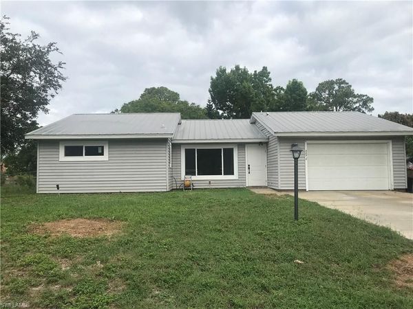 323 Ohio RD, LEHIGH ACRES, FL 33936