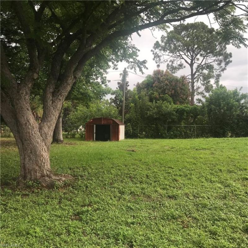 323 Ohio Rd, Lehigh Acres, FL 33936 Photo