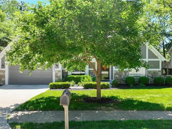 8201 N Oregon Drive, Kansas City, MO 64151