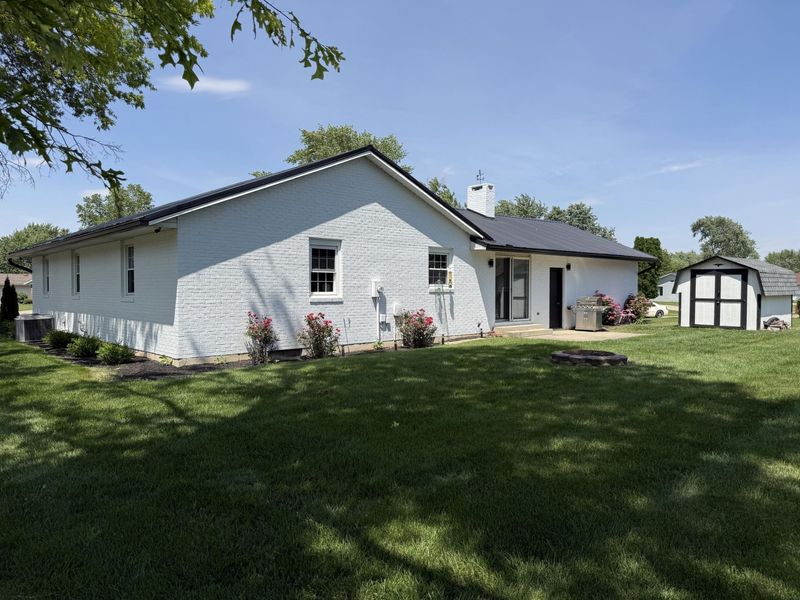 1012 Canterbury Drive, Celina, OH 45822 Photo 4