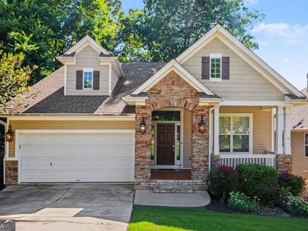 108 Greenview Drive, Newnan, GA 30265