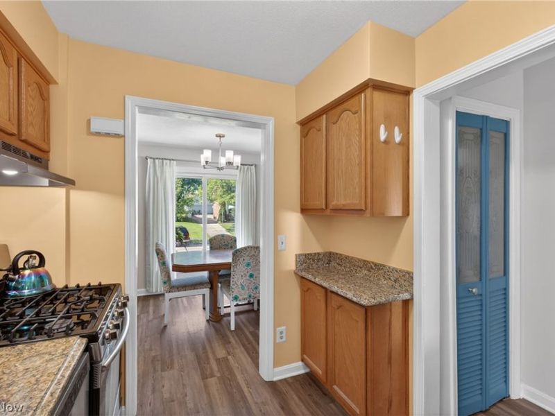 131 Wandle Avenue , Bedford, OH 44146 Photo 6