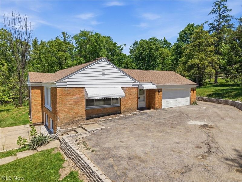 17305 Alexander Road , Walton Hills, OH 44146 Photo 2
