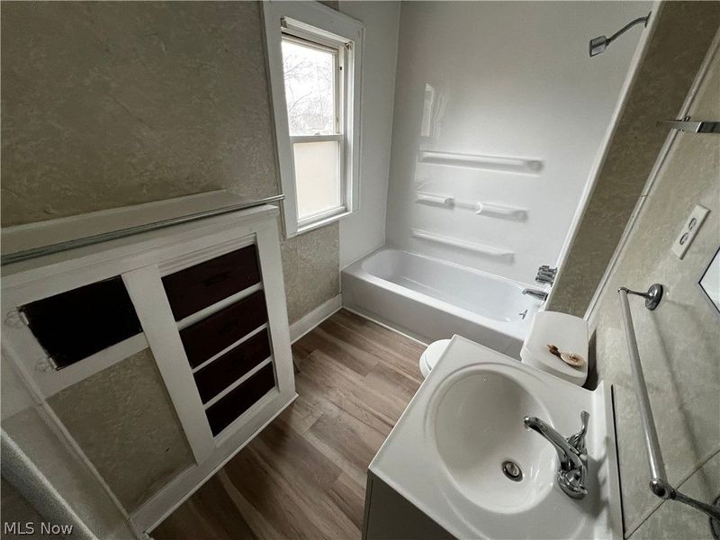 10514 Way Avenue, Cleveland, OH 44105 Photo 6