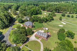 938 Fairway Drive photo 4