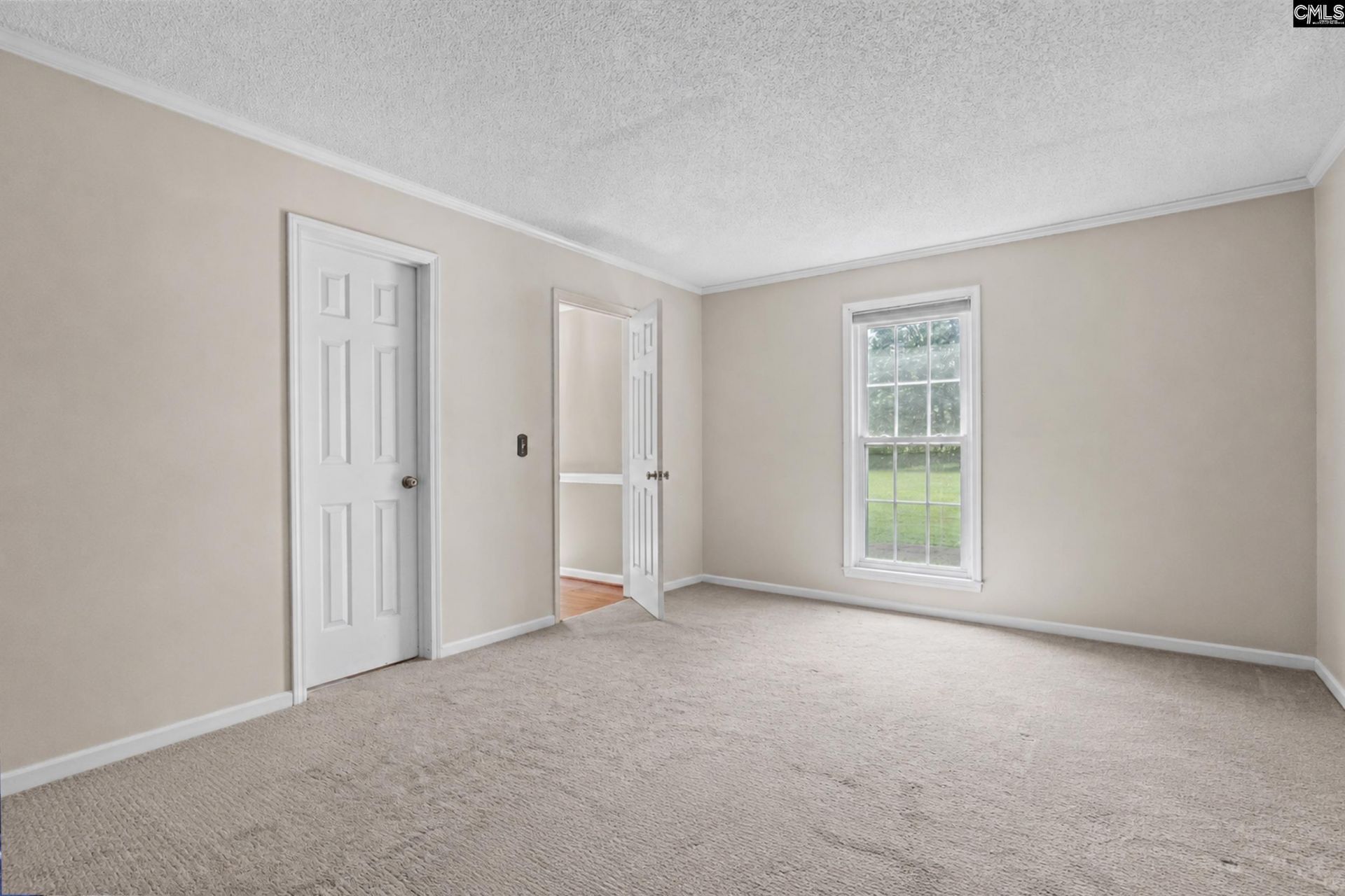 938 Fairway Drive Photo 8