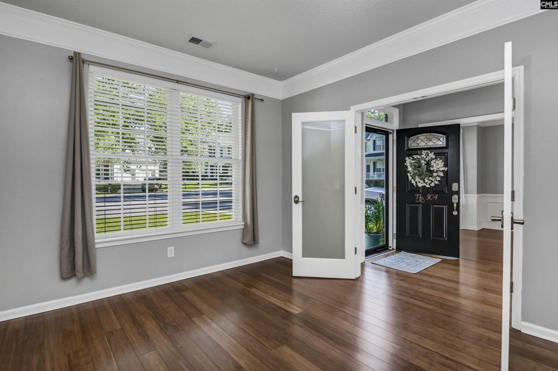 304 Arstook Court  Photo 4