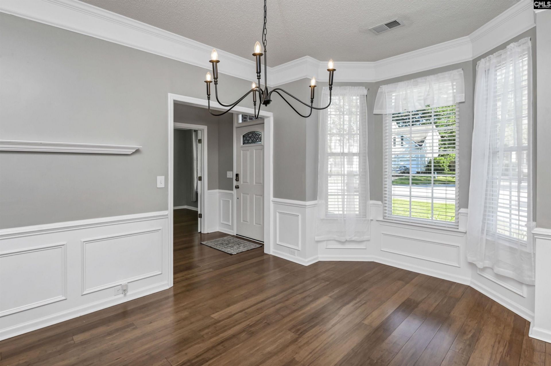 304 Arstook Court  Photo 6