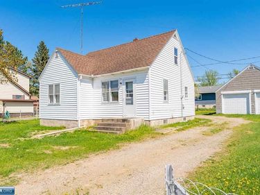 34 Second Avenue, Soudan, MN 55782