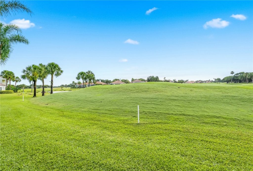 1753 Victoria Circle, Vero Beach, FL 32967 Photo