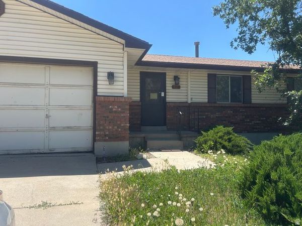995 W RIVER CIR , Murray, UT 84123