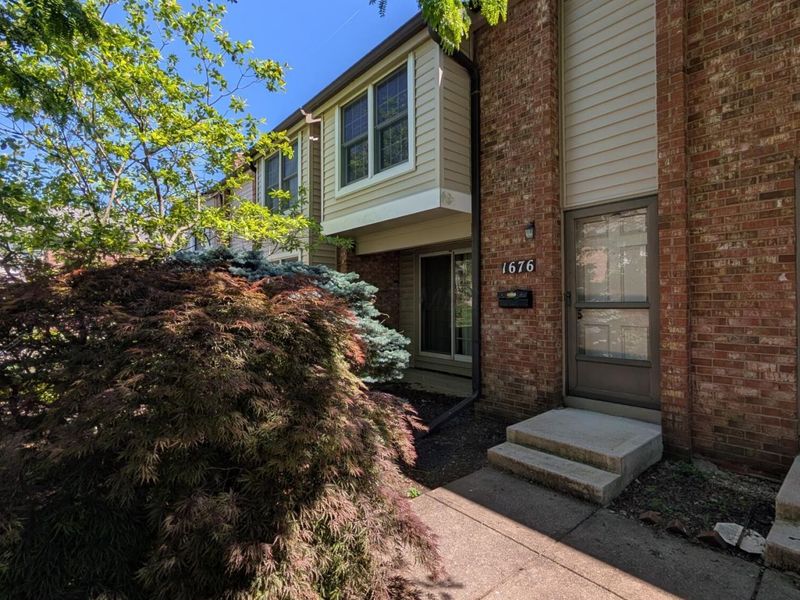 1676 Van Pelt Street, Unit 76, Columbus, OH 43220 Photo 1