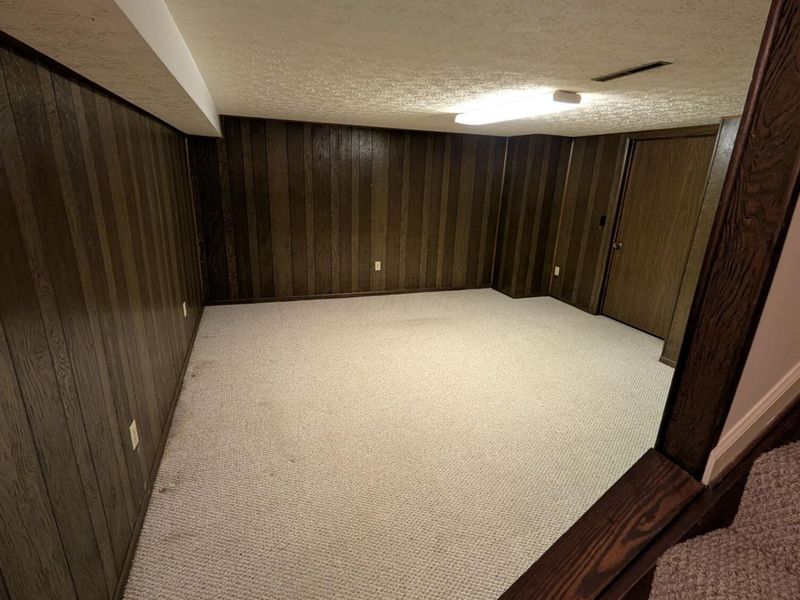 1676 Van Pelt Street, Unit 76, Columbus, OH 43220 Photo 29