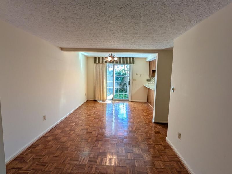1676 Van Pelt Street, Unit 76, Columbus, OH 43220 Photo 6