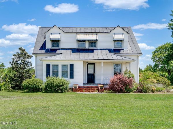 1352 Cornwallis Road, Rose Hill, NC 28458