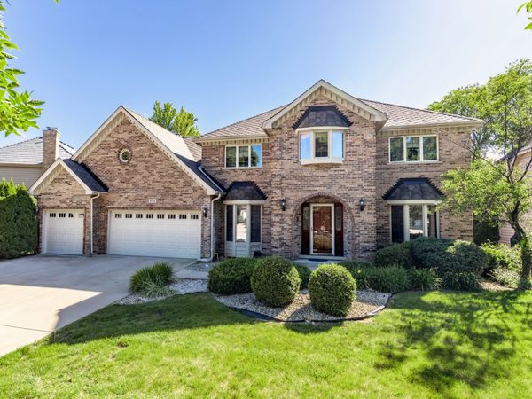 904 W BAILEY Road, Naperville, IL 60565