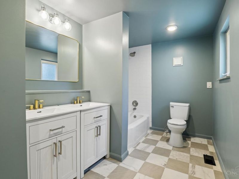 4214 Cherry Street, Cincinnati, OH 45223 Photo 21