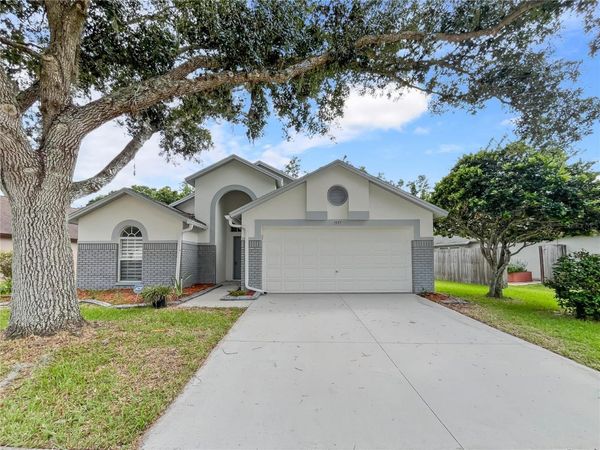 1537 MAXIMILIAN DRIVE , WESLEY CHAPEL, FL 33543