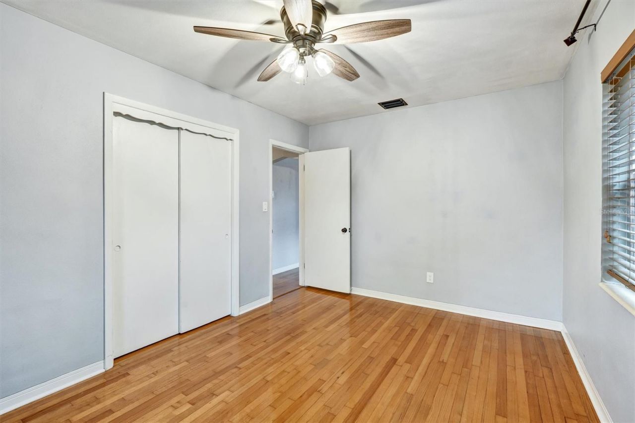 2435 York Street N, Saint Petersburg, FL 33710 Photo
