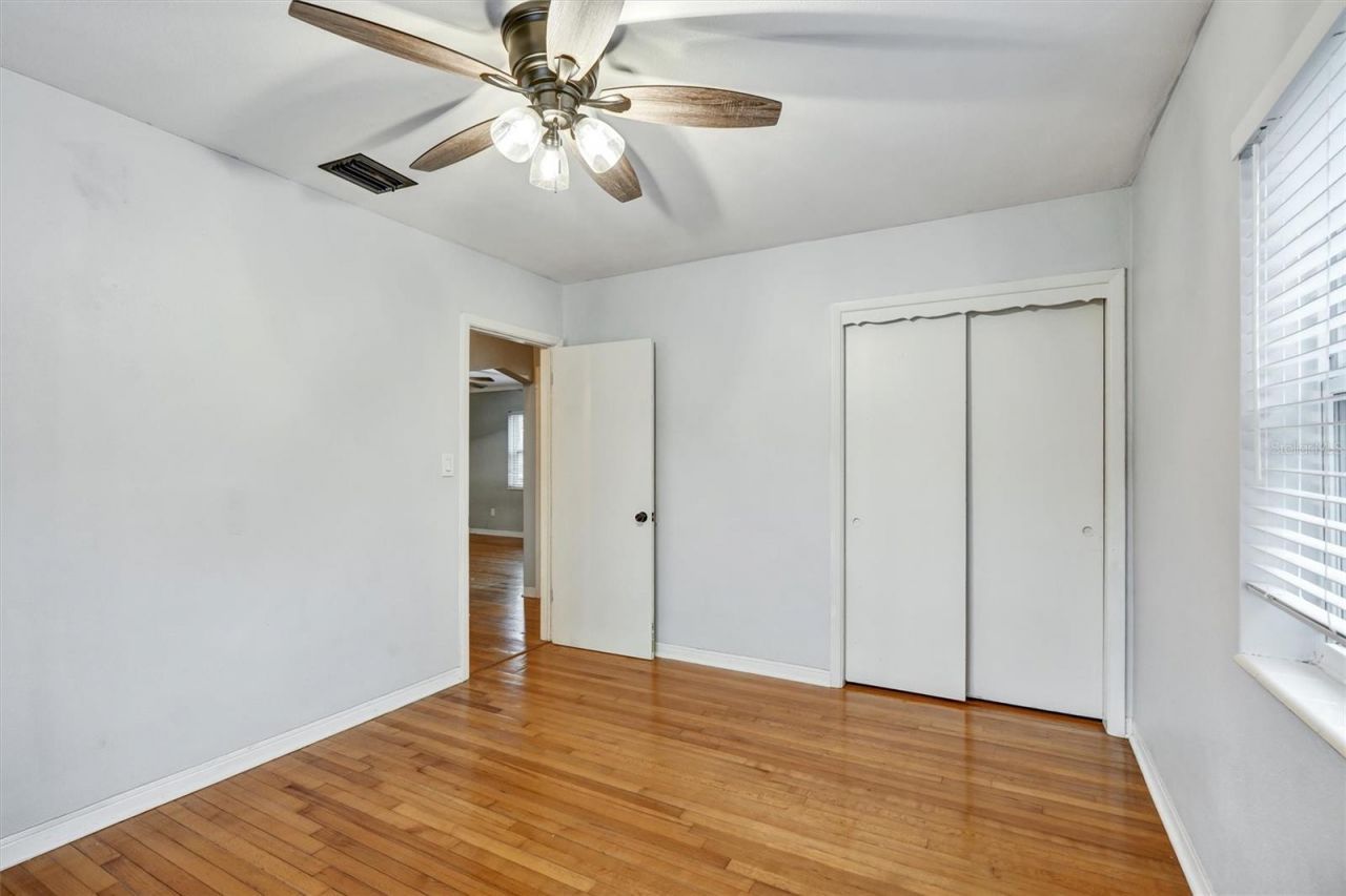 2435 York Street N, Saint Petersburg, FL 33710 Photo