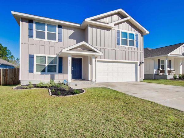 8686 Pathstone Blvd, Pensacola, FL 32526