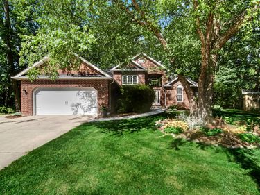 2400 E 9th Place, Hobart, IN 46342