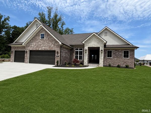 2028 Shiar Court, Evansville, IN 47711
