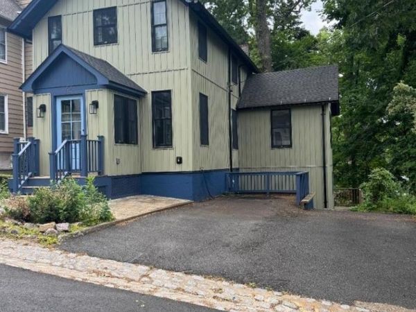 42 St Johns Ave, Parsippany-Troy Hills, NJ 07878