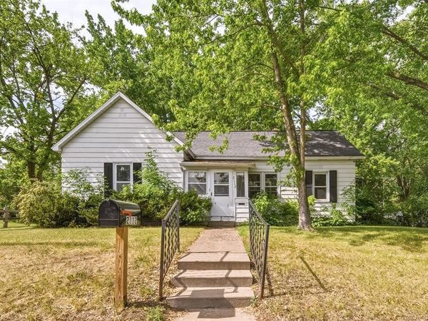 2112 Cleveland Street, Eau Claire, WI 54703