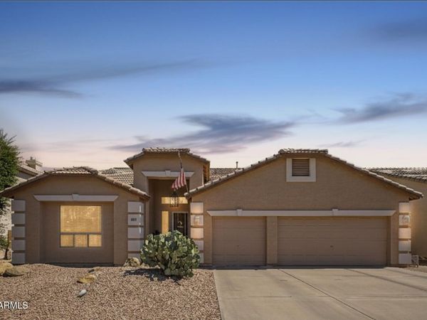 433 W DESERT Avenue, Gilbert, AZ 85233