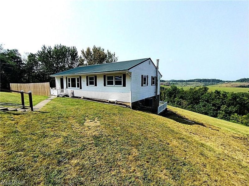61900 Fairview Road, Barnesville, OH 43713 Photo 2