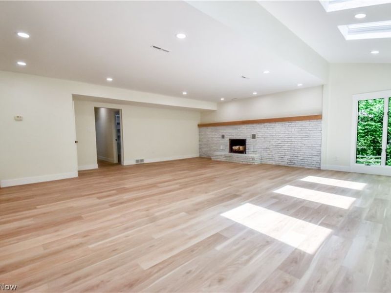 19121 Brewster Road , Aurora, OH 44202 Photo 17