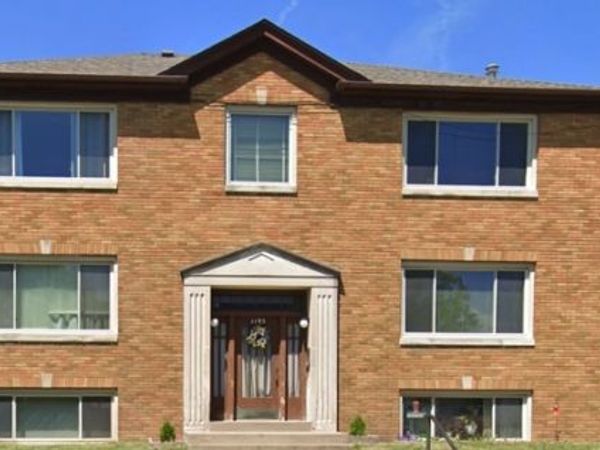 1195 27th Street , Unit 2, Moline, IL 61265