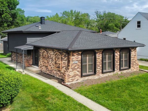 18013 Park Avenue , Lansing, IL 60438
