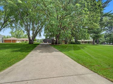 725 Bradford Avenue, Champlin, MN 55316