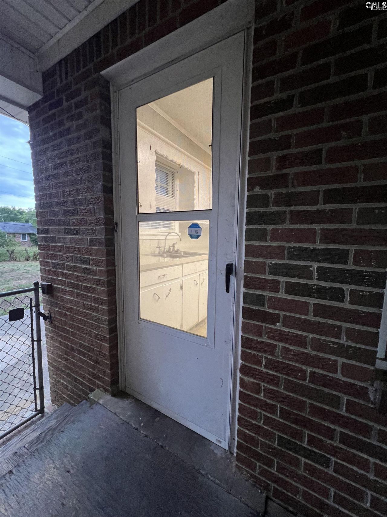 1640 Woodford Road  Photo 11