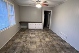 1640 Woodford Road  photo 4