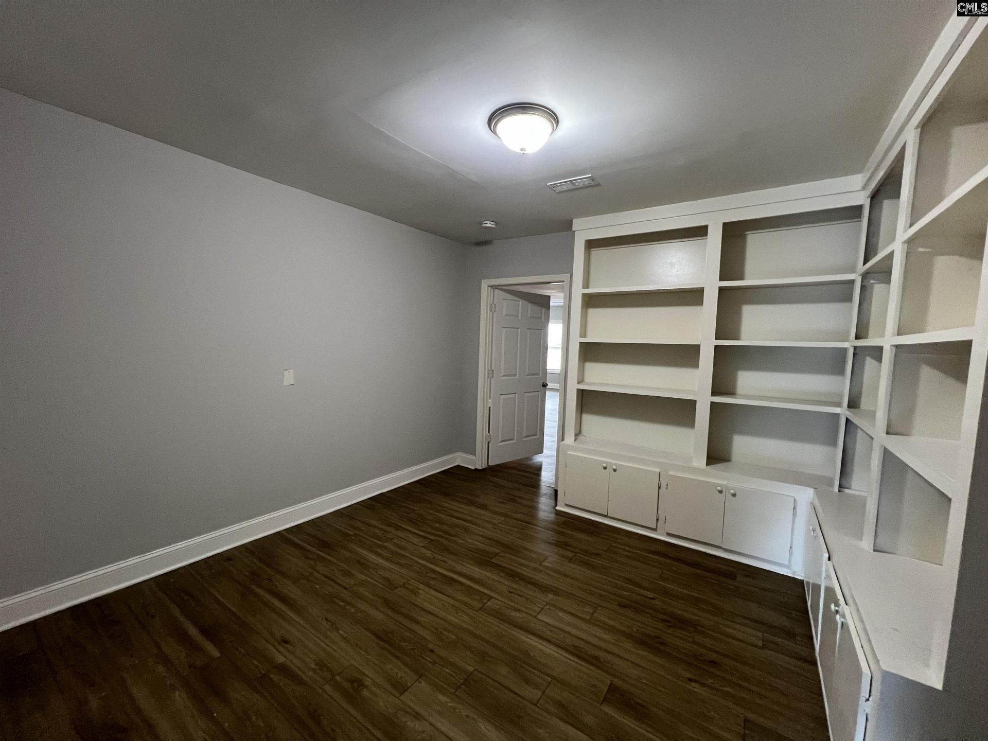 513 S Beltline Boulevard  Photo 11