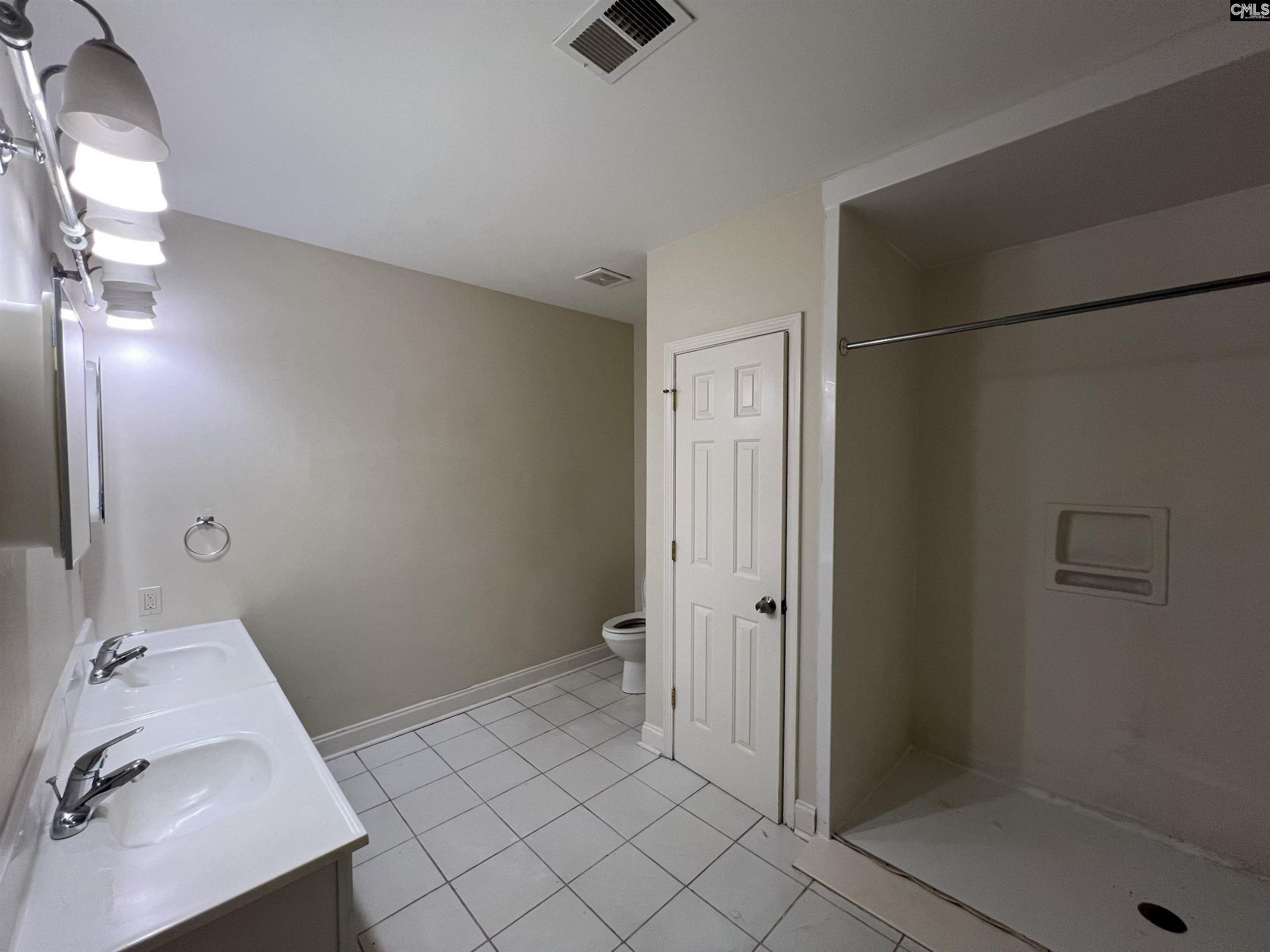 513 S Beltline Boulevard  Photo 17