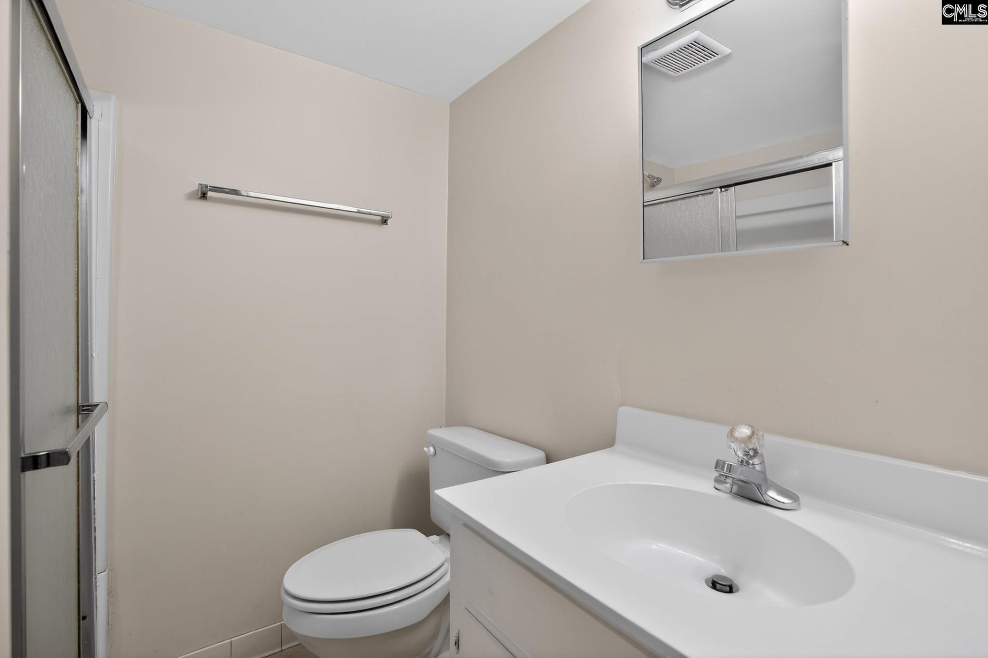 513 S Beltline Boulevard  Photo 26