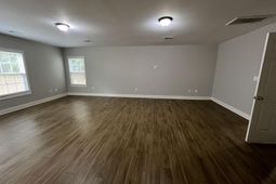 513 S Beltline Boulevard  photo 4