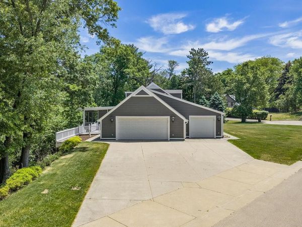 214 Windy Hill Road, Wisconsin Dells, WI 53965
